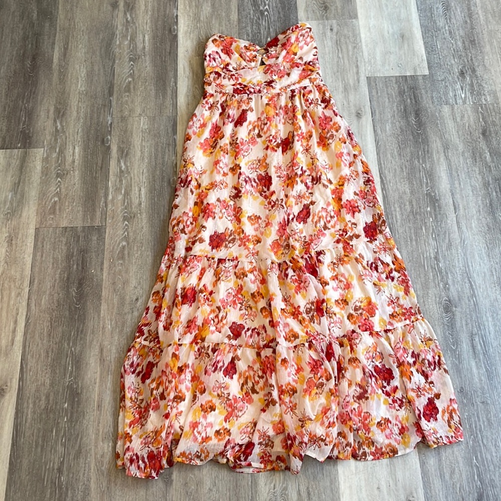 Womens size M floral strapless maxi dress